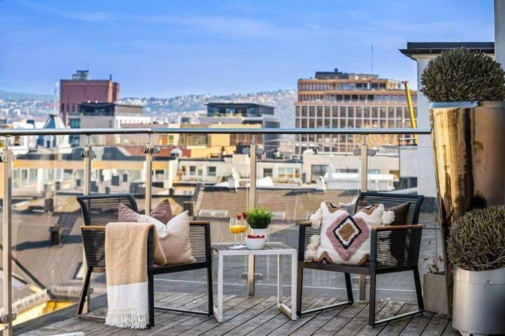 Praktisk 1-Roms Leilighet Oslo Esterno foto